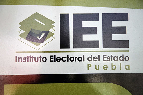 IEE Puebla, experto en ir contra la democracia