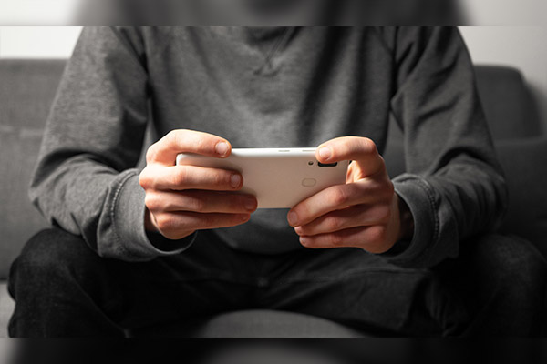Indignación en India por app que “subastaba” a mujeres musulmanas