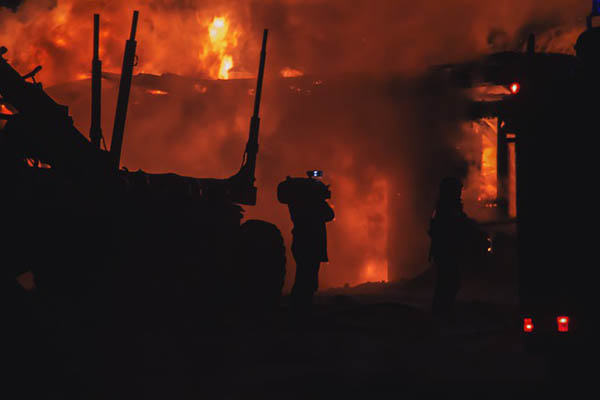 Incendio en apartamento de Filadelfia mata a 13 personas