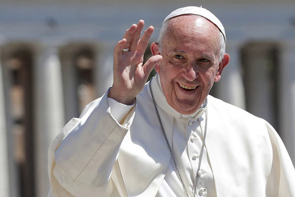 "Nos quita humanidad": papa Francisco a parejas con mascotas pero sin hijos