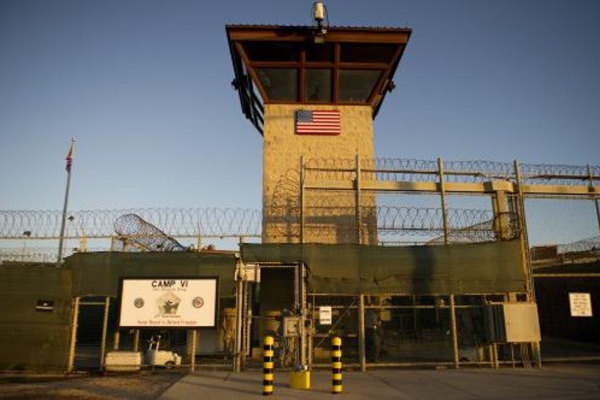 Gobierno de Biden afirma que sigue en pie el cierre de la prisión de Guantánamo