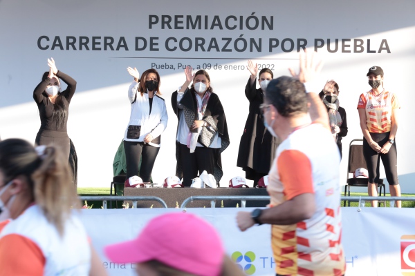 Gracias a la sociedad, SEDIF cumple con carrera “De Corazón por Puebla”