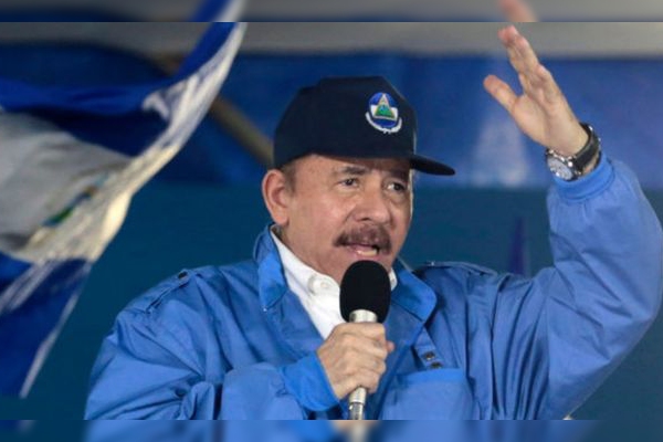 Daniel Ortega juramenta para otro periodo como presidente de Nicaragua