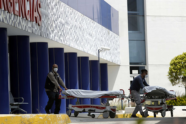 Sin vacuna 93 % de pacientes graves de COVID-19 en Puebla