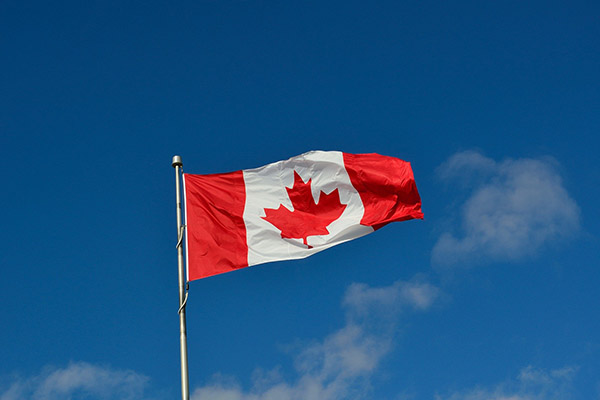 Canadá respalda a México en reclamo a EU por reglas de industria automotriz
