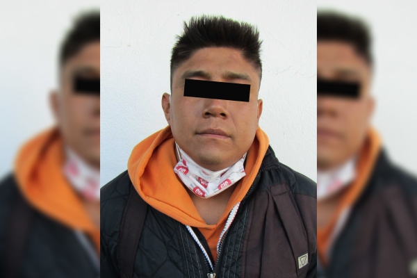 Policías municipales aseguran a miembro de banda de asaltantes