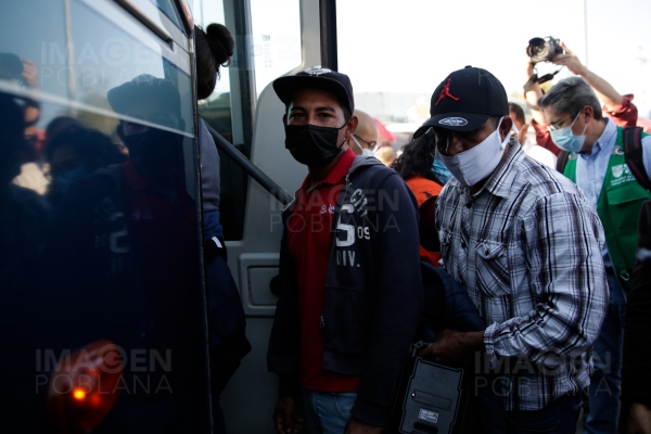 Primera caravana migrante del año parte de Honduras rumbo a EU