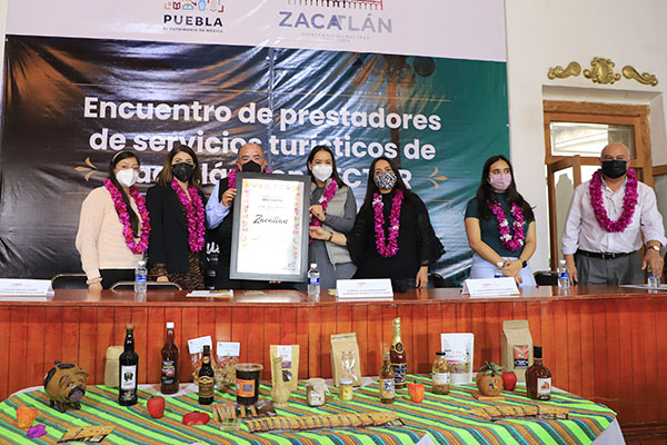 Sostiene Turismo reunión con prestadores de servicios en Zacatlán
