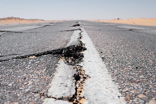 Fuerte sismo en Afganistán deja varios muertos
