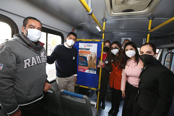 Eduardo Rivera pone en marcha programa para prevenir y atender el acoso en el transporte