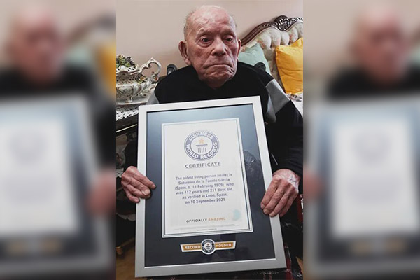 Murió el hombre más longevo del mundo a los 112 años
