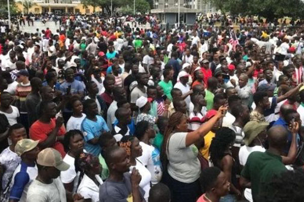 Policía confirma 29 muertos por estampida en Liberia