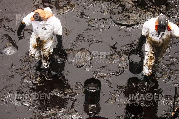 Autoridades peruanas confirman nuevo derrame de crudo en mar de Lima