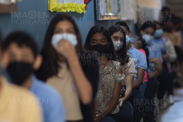 Estudio asocia mayor riesgo de muerte por COVID-19 con gobiernos populistas