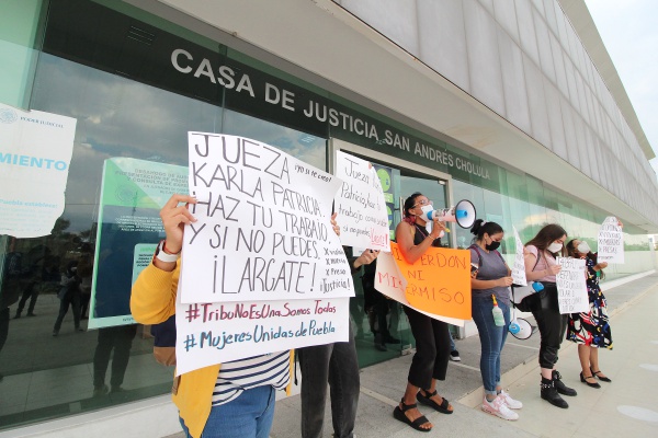 Por no encontrar elementos en su contra, liberan a Beberly Vega