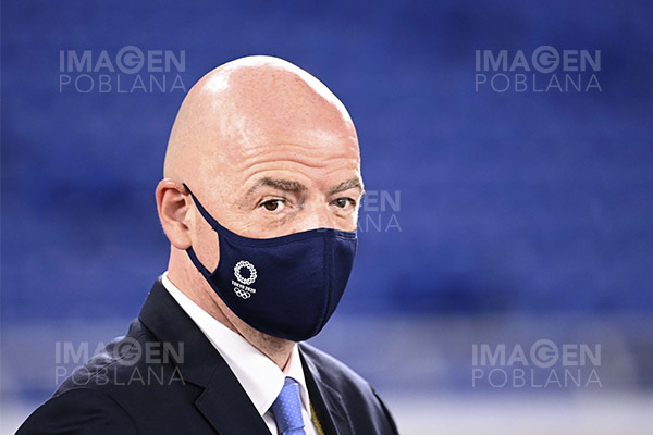 Jefe de FIFA no va a JJOO en China “por pandemia”; está en Camerún en una Copa