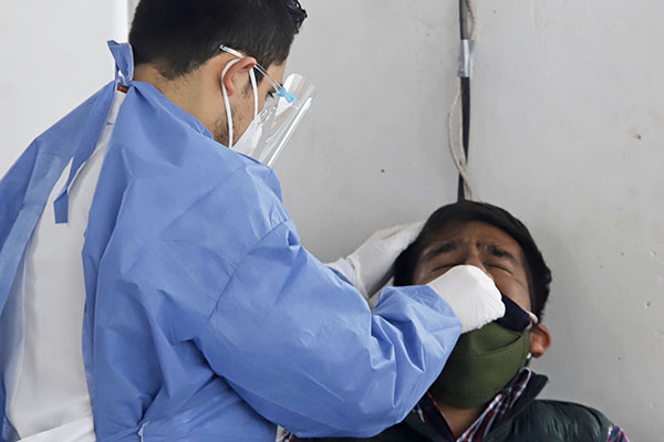 Alcanzó Puebla máximo de contagios; tendencia irá a la baja