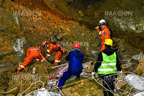 Al menos seis muertos y 21 heridos deja deslizamiento de tierra en Colombia