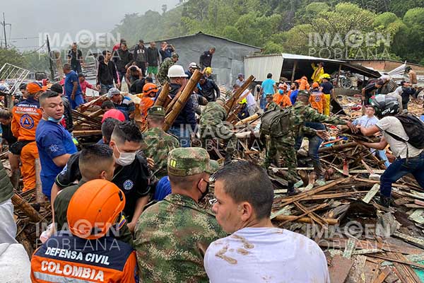 Asciende a 14 el número de muertos por alud de tierra en Colombia