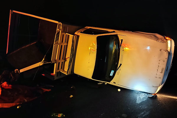 Trágica volcadura en la Puebla-Orizaba deja un muerto y tres heridos