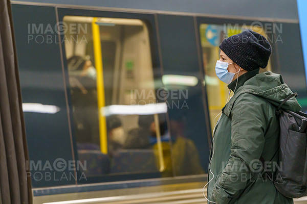 Aumentan hospitalizaciones por COVID-19 en Suecia a un día de levantar restricciones