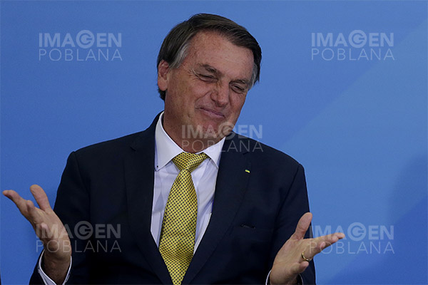 Bolsonaro evitó "tercera guerra mundial" con visita a Rusia, dicen ministros brasileños