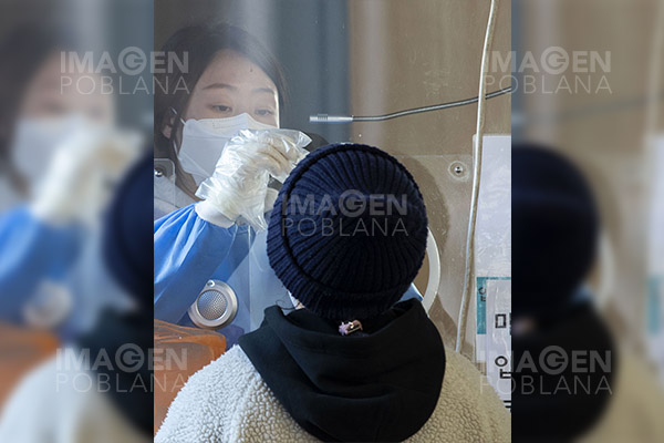 Corea del Sur registra récord de 90,443 casos de covid-19 en 24 horas