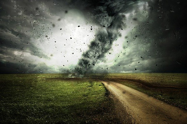 Paso de tormenta Eunice deja al menos 3 muertos en Inglaterra