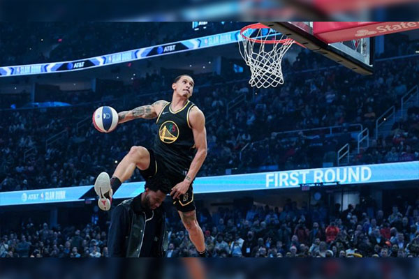 ¡Histórico! Juan Toscano gana segundo lugar en el concurso de clavadas del NBA All-Star