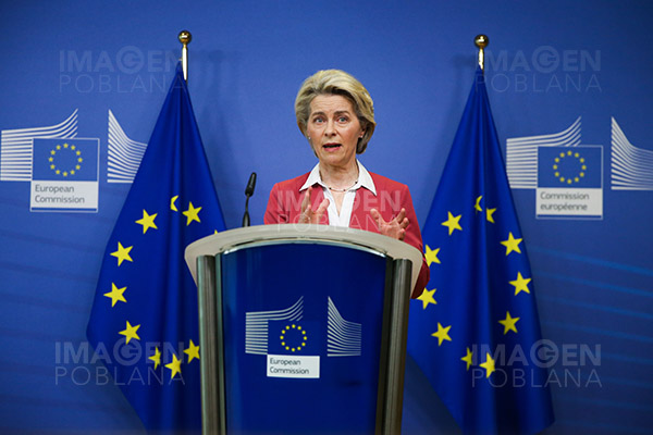 UE tacha de violación del derecho internacional reconocimiento de repúblicas de Donbás