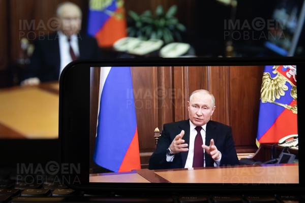Putin anuncia el lanzamiento de una operación militar en el este de Ucrania