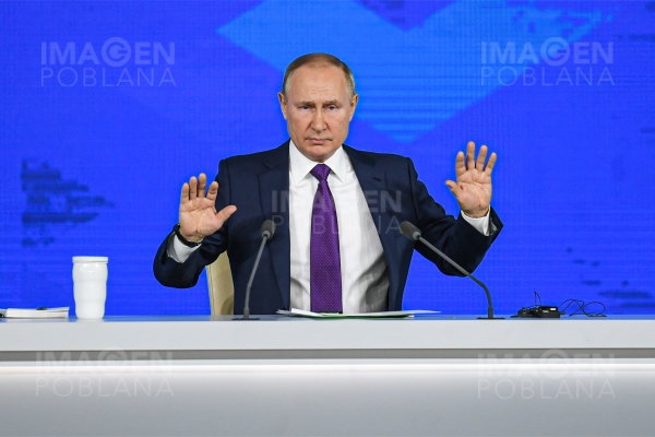 Putin advierte que habrá consecuencias contra cualquiera que amenace a Rusia