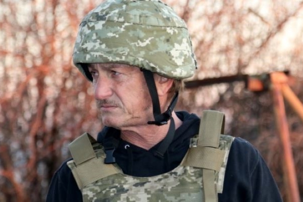 Sean Penn desde Ucrania, listo para documentar el conflicto con Rusia