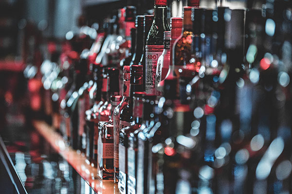 Licorerías canadienses retiran vodka ruso de estanterías