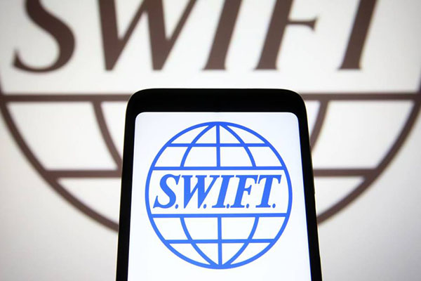 ¿Cómo funciona Red Swift, el ataque “nuclear” sin armas contra Rusia?