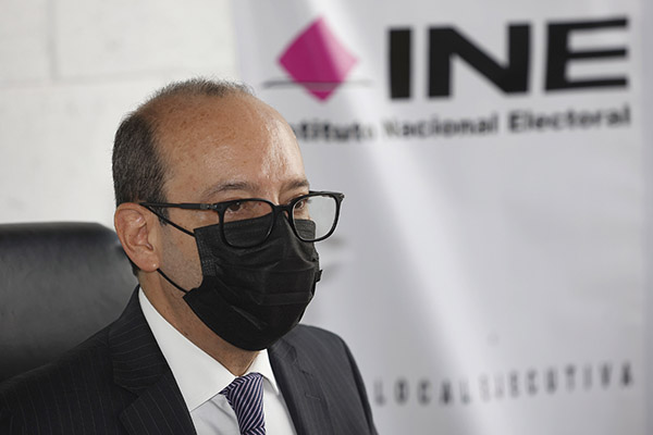 Desecha INE denuncia contra Eduardo Rivera