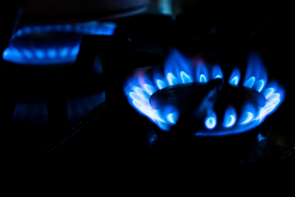 Conflicto armado hace subir casi un 24% el precio del gas en Europa