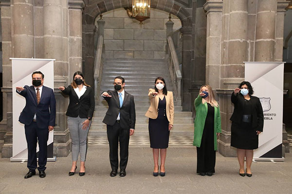 Toman protesta integrantes del Comité de Ética del Ayuntamiento