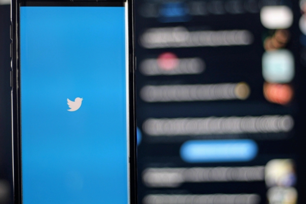Restringen a Twitter en Rusia en respuesta a bloqueo de medios nacionales