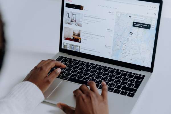 Usuarios de Airbnb encuentran una ingeniosa forma de apoyar a Ucrania