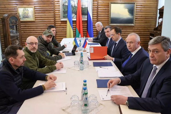 Tercera ronda de conversaciones entre Rusia y Ucrania finaliza sin acuerdos