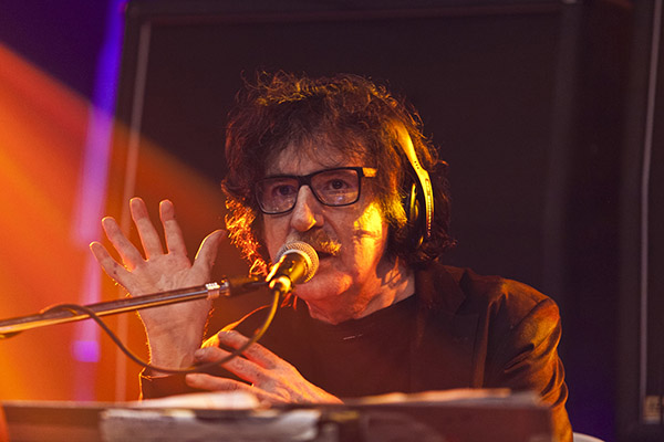 Charly García, internado por accidente que le provocó severas quemaduras