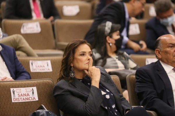 Patricia Armendáriz se retracta tras llamar “burda” a la respuesta de AMLO
