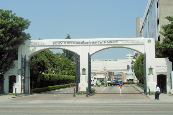 Sony Pictures Entertainment también suspende sus actividades en Rusia