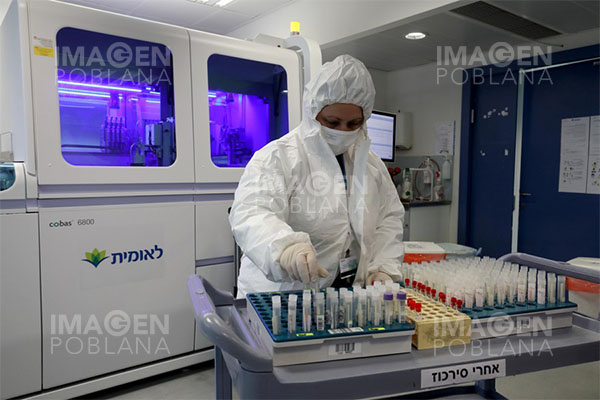 Israel confirma primeros dos casos en el mundo de ómicron combinado