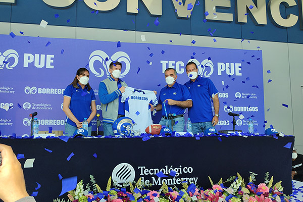 Tras dejar la UDLAP, Eric Fisher es el nuevo entrenador de Borregos Puebla