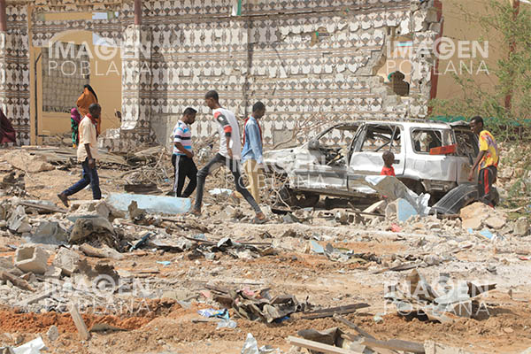 Mueren 30 personas en una serie de explosiones en Somalia
