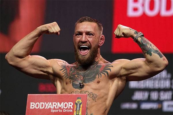 Conor McGregor sigue haciendo de las suyas; fue detenido por conducción peligrosa