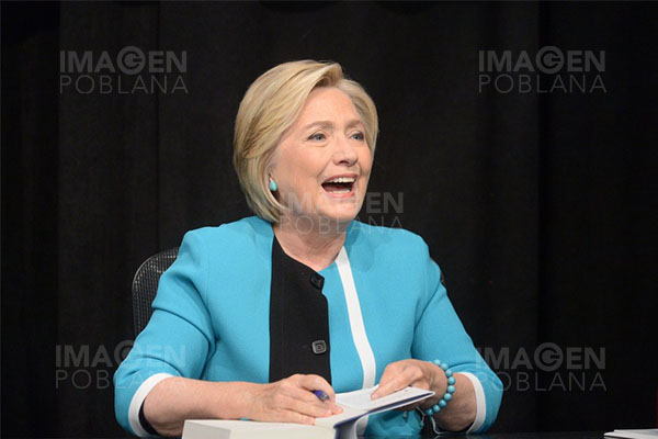 Trump demanda a Hillary Clinton por acusarlo falsamente de colusión con Rusia en 2016