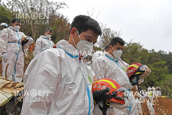 Continúa búsqueda en accidente aéreo en China tras encontrar segunda caja negra